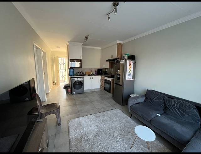 2 BEDROOM APARTMENT FOR SALE IN PARKHAVEN